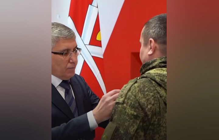 Губернатор Миляев наградил туляков в честь Дня Героев Отечества