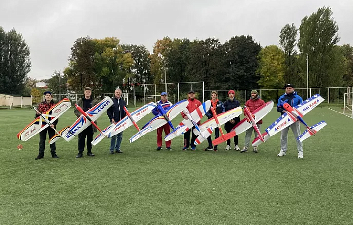 Тульские спортсмены завоевали золото и серебро Кубка России по авиамодельному спорту