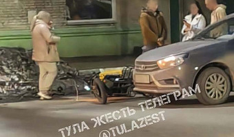 В Туле сбили курьера на электромопеде