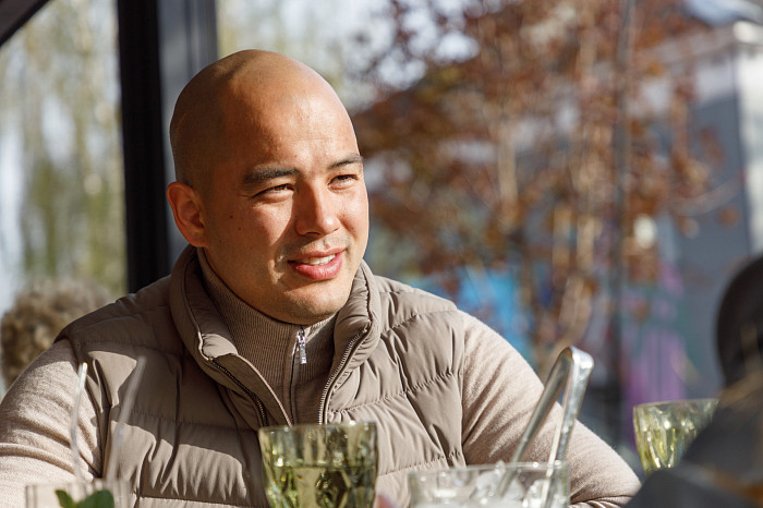 Финал второго сезона «Холостяк.FM»: Евгений Махиня встретился с победительницей проекта