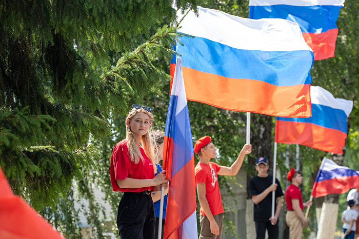«Мы работаем не за госнаграды»: Сотрудники Тульского спасцентра рассказали о работе в Мариуполе