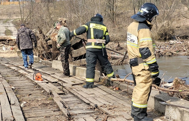 Три моста в Тульской области остаются подтопленными