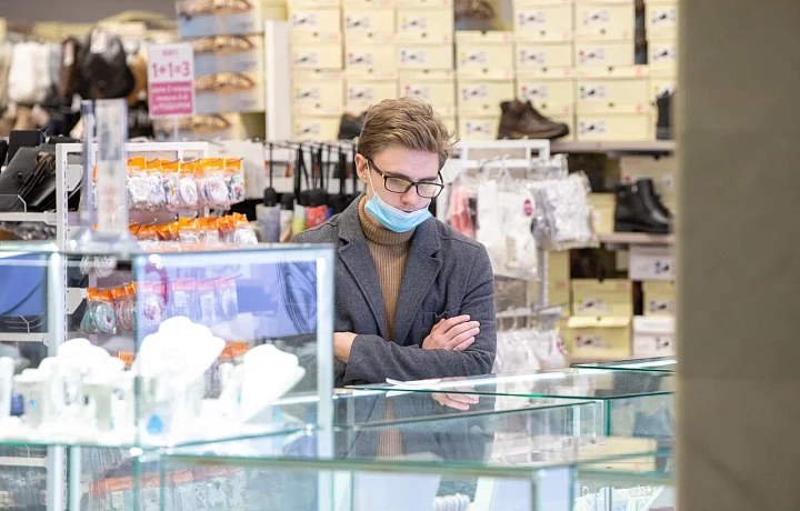 Тульский Роспотребнадзор рекомендовал жителям региона носить маски в общественных местах