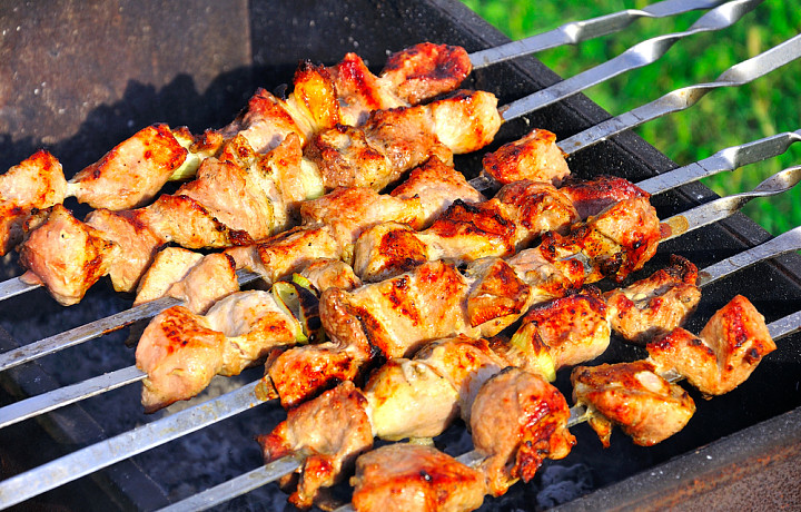 ﻿Тульский диетолог назвала самый здоровый маринад для шашлыка