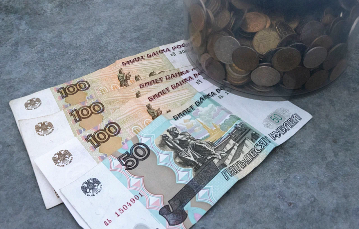 Житель Ростовской области обманул пенсионерку из Новомосковска на 700 тысяч рублей