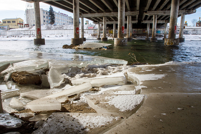 Дети на катке, бабушки – на качелях: в Тульскую область пришла календарная весна