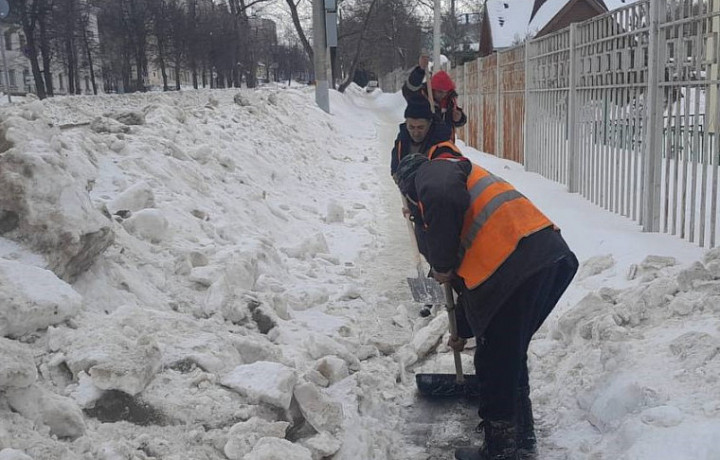 За сутки с улиц Тулы убрали около 8,5 тысяч кубометров снега
