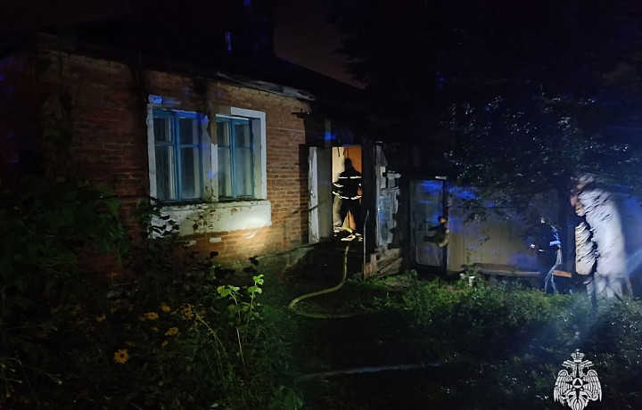 В Тульской области 23 августа спасатели потушили два пожара