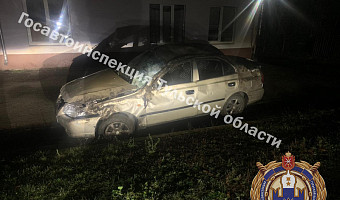 Водителя иномарки госпитализировали после ДТП с опрокидыванием на трассе М-4 в Тульской области