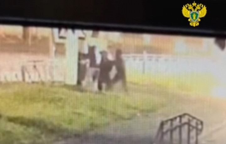 В Ясногорске будут судить троих жителей, разгромивших шкаф управления светофором