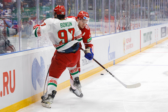 Фоторепортаж: как прошел матч между национальными сборными России и Беларуси