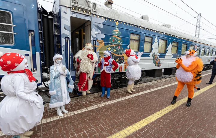 23 декабря на Московский вокзал Тулы прибудет поезд Деда Мороза