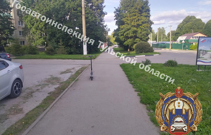 В Плавске электросамокатчик сбил женщину на улице Октябрьской