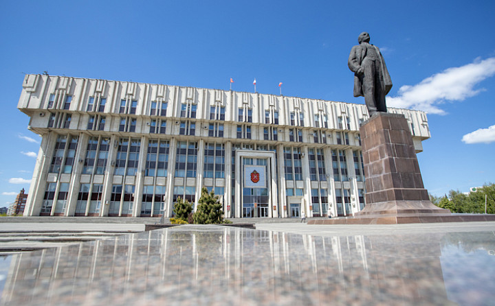 На зарплаты тульских чиновников потратили 606 млн рублей за полгода