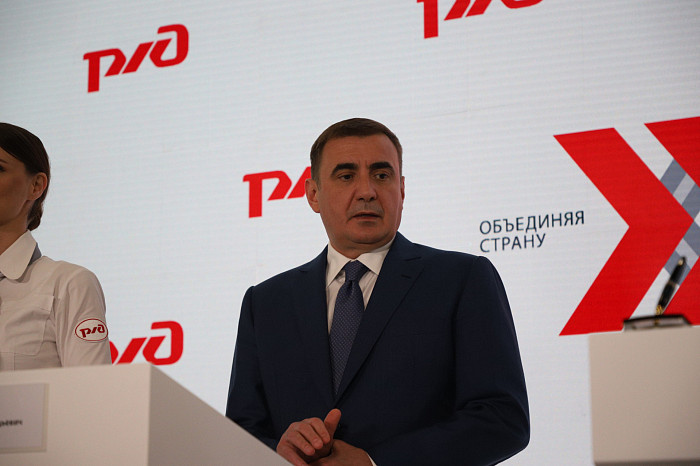 Почти 51,5 млрд рублей инвестиций и сотни новых рабочих мест. Каким был для Тульской области второй день ПМЭФ