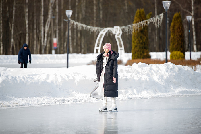 Дети на катке, бабушки – на качелях: в Тульскую область пришла календарная весна