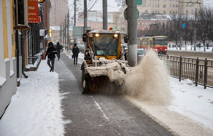 В Туле – 127, в Донском – 23, в Новомосковске – 16: сколько техники на уборку снега есть у районов?