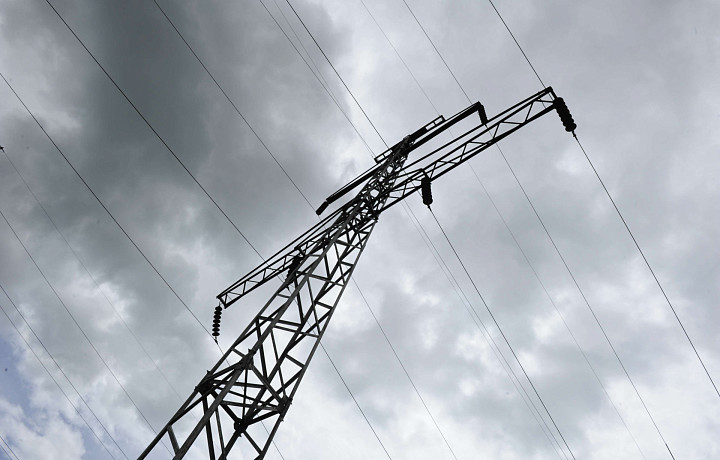 «Тулэнерго» восстанавливает энергоснабжение после грозы