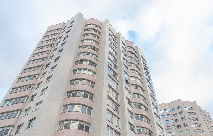 Путин поручил оперативно приступить к строительству льготного жилья для работников ОПК