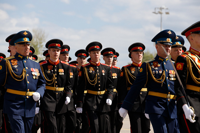 Дюмин: Наш священный долг – быть достойными поколения победителей в служении Родине