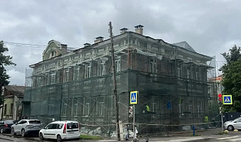 В Туле ремонтируют фасад городской усадьбы XIX века на улице Демидовской