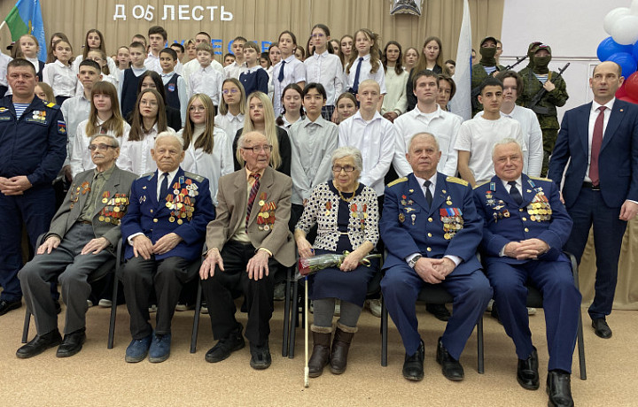 Еще четыре ветерана ВОВ в Туле получили юбилейные медали ко Дню Победы