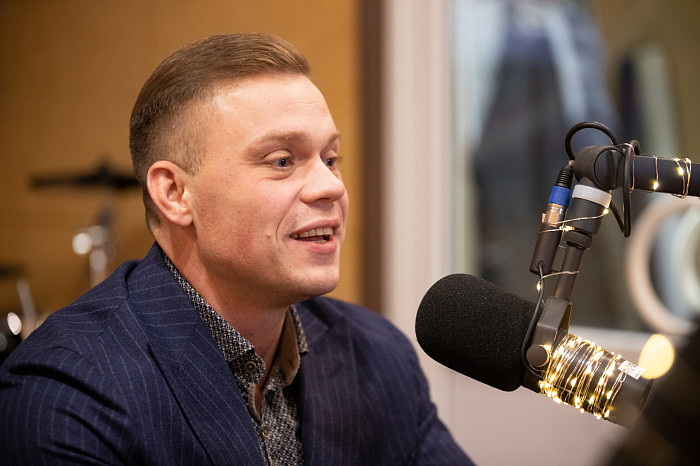 Слушателей «Русского Радио» ждет сертификат в центр военно-тактических игр и набор сладостей от «Тульских парков»