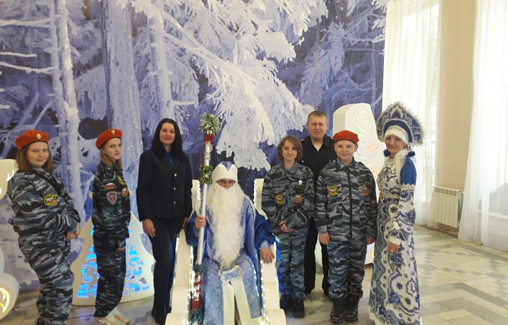 Ефремовские сотрудники ГИБДД подвели итоги конкурса «Елка безопасности»