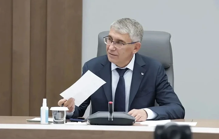 В Туле восстановят мурал с изображением Льва Толстого на улице Октябрьской