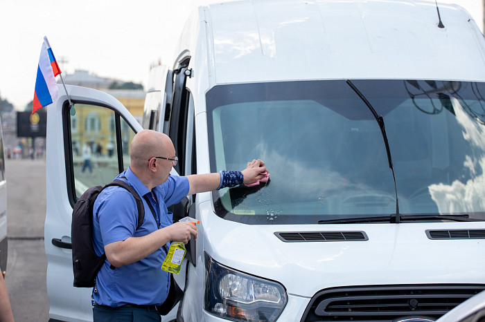 Бригада тульских медиков отправилась в ДНР для оказания медицинской помощи местным жителям