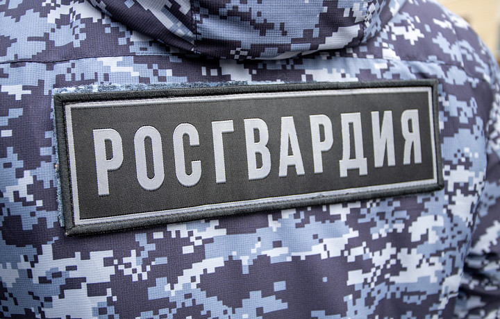 В Суворове росгвардейцы задержали подозреваемого в нанесении ножевого ранения