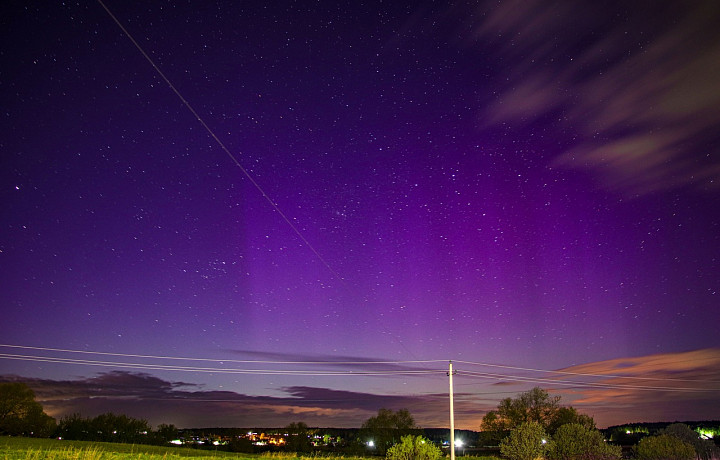 Ночью на небе над Тульской области заметили северное сияние