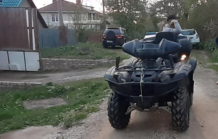 Водитель мотовездехода сбил мужчину на улице Овражной в тульском поселке Октябрьский