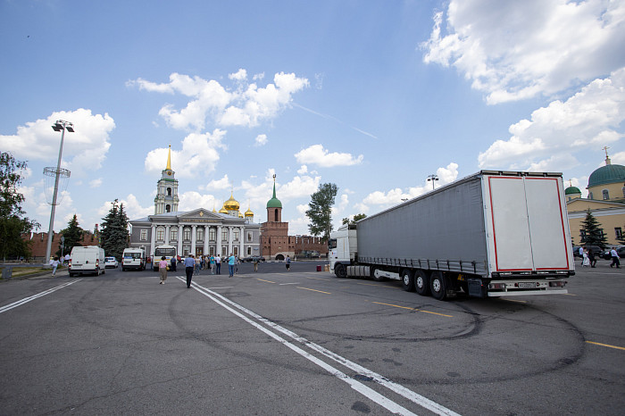 Бригада тульских медиков отправилась в ДНР для оказания медицинской помощи местным жителям