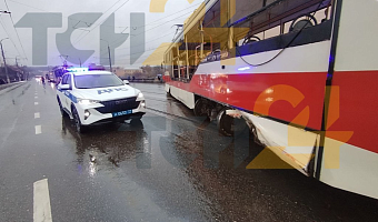 После ДТП с трамваем на Пролетарском мосту Тулы ввели скоростное ограничение 40 км/ч