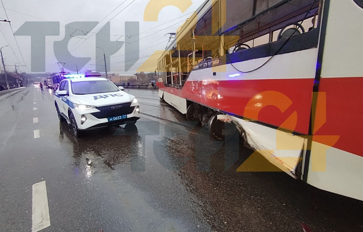 После ДТП с трамваем на Пролетарском мосту Тулы ввели скоростное ограничение 40 км/ч