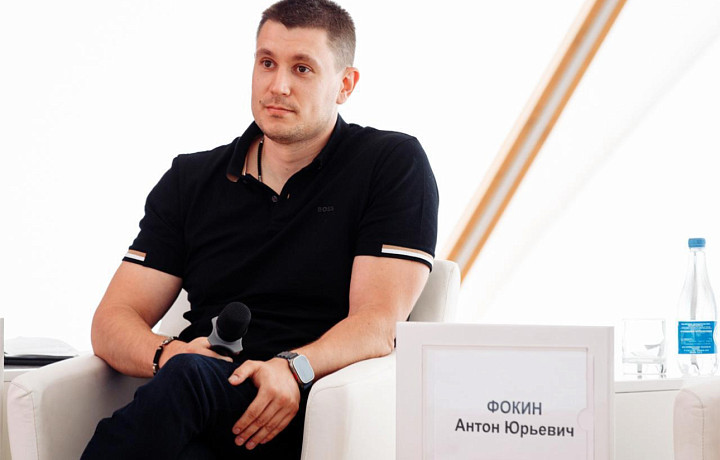 Хочу, чтобы образование стало доступным: как троечник из тульского поселка построил IT-бизнес и нашел свою миссию