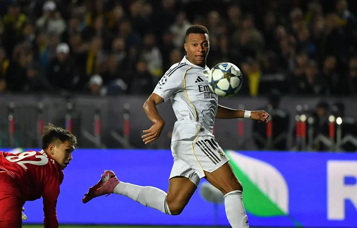 Житель Новомосковска полетел в Казахстан, чтобы увидеть игру мадридского «Реала»