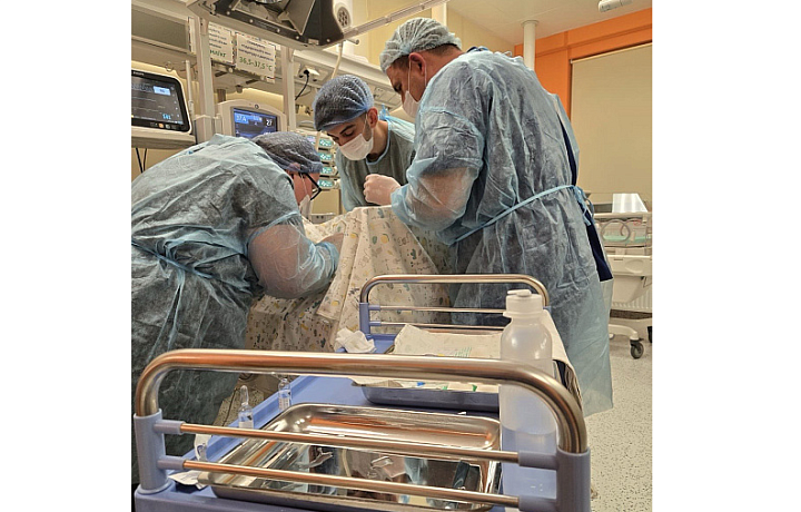 Тульские врачи спасли новорожденную с редким заболеванием