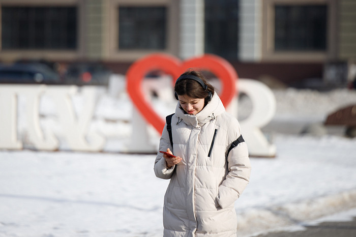 Дети на катке, бабушки – на качелях: в Тульскую область пришла календарная весна
