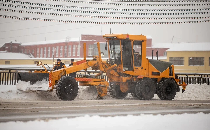 Снегопад в Туле будет мощнее предыдущего: власти просят потерпеть и обещают не жалеть ни себя, ни техники