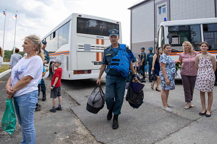 «Мы работаем не за госнаграды»: Сотрудники Тульского спасцентра рассказали о работе в Мариуполе