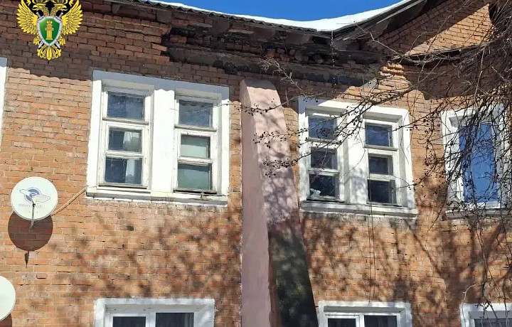 В Донском проводят проверку из-за обрушения кирпичной кладки в доме на улице Октябрьской