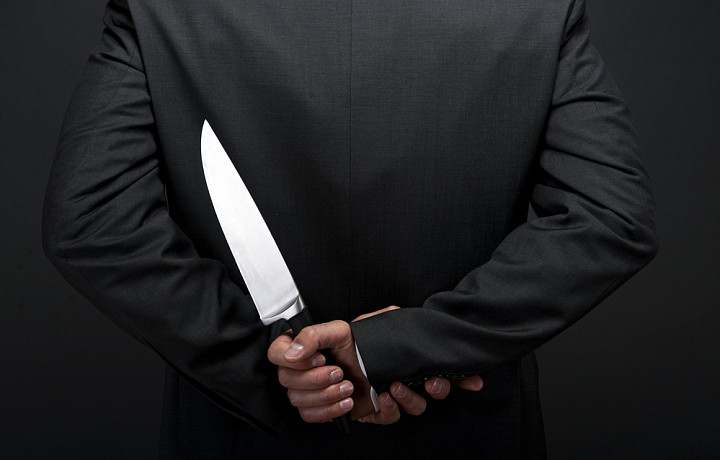 Житель Богородицка напал на брата с ножом из-за ссоры на тему отсутствия работы