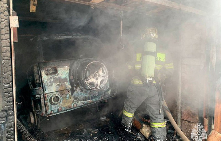 В Тульской области за прошедшие сутки 27 декабря спасатели потушили четыре пожара