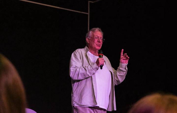 В Туле я перестал быть нищим: интервью с Андреем Ургантом о Поленове, Ди Каприо и тульском самоваре как символе свободы