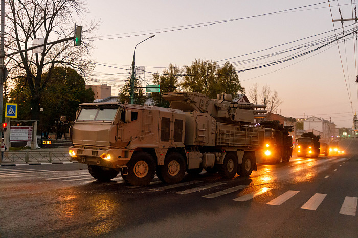 Фоторепортаж: в Туле прошла вторая репетиция Парада Победы