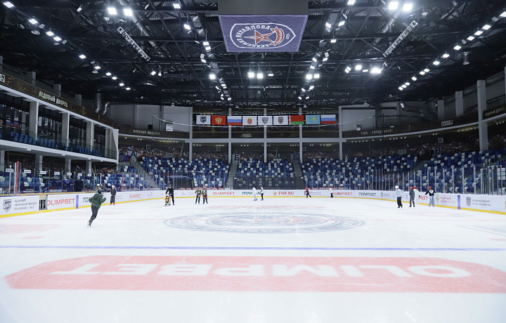 Сходил на бесплатные занятия и влюбился в лед: как тульских школьников учат кататься на коньках – фоторепортаж