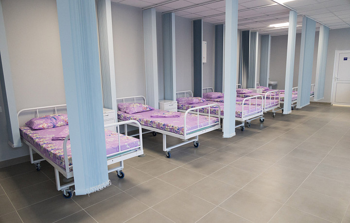 Данные Росстата: число больниц в Тульской области за 15 лет сократилось в 2,5 раза, стало меньше среднего медперсонала и врачей с высшей категорией