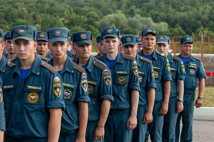 «Мы работаем не за госнаграды»: Сотрудники Тульского спасцентра рассказали о работе в Мариуполе